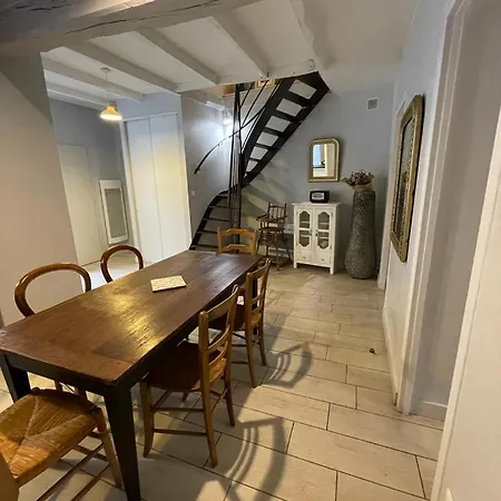 Logis Philiberte 3 Centre Bourg Des Epesses A 5min Du Puy Du Fou Σπίτι διακοπών Les Épesses