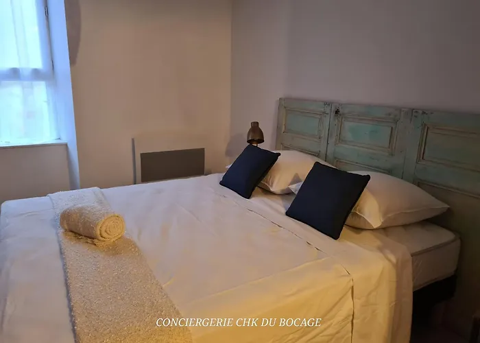 Logis Philiberte 3 Centre Bourg Des Epesses à 5min Du Puy Du Fou Hébergement de vacances Les Épesses