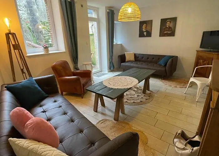 Hébergement de vacances Logis Philiberte 3 Centre Bourg Des Epesses à 5min Du Puy Du Fou